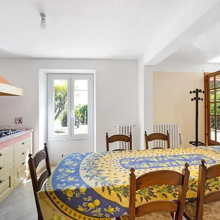 Appartamento Sole إمبيريا
